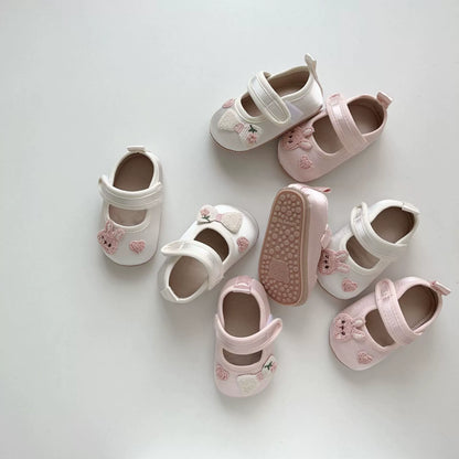 Spring and Autumn Baby Girl Fashion Rabbit and Heart Pattern Toddler Soft-Sole Anti-slip Walking Shoes
