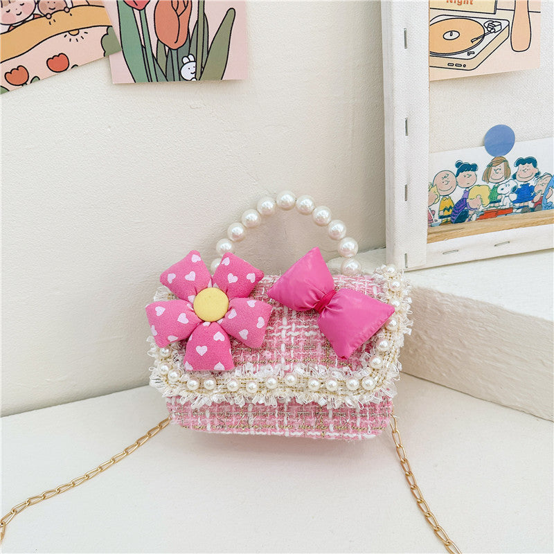 Fashionable And Versatile Carry-On Girls’ Portable 3D Flower And Bow Canvas Crossbody Handbag