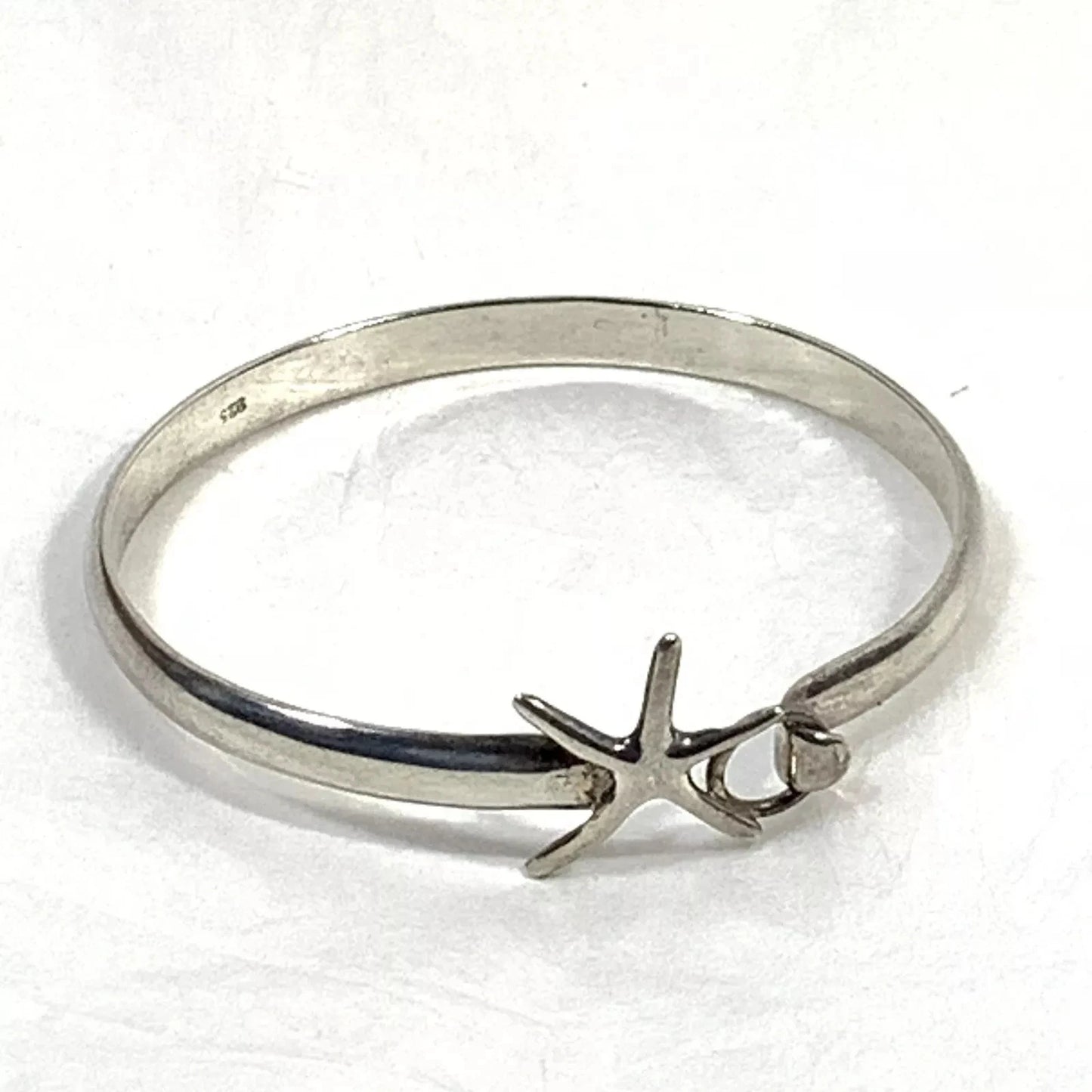 Handcrafted Sterling Silver 925 Bangle Bracelet Starfish Hook