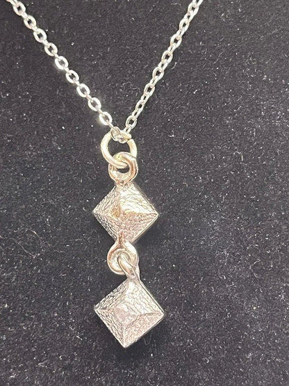 necklace royal blue stones silver tone 18" chain vguc