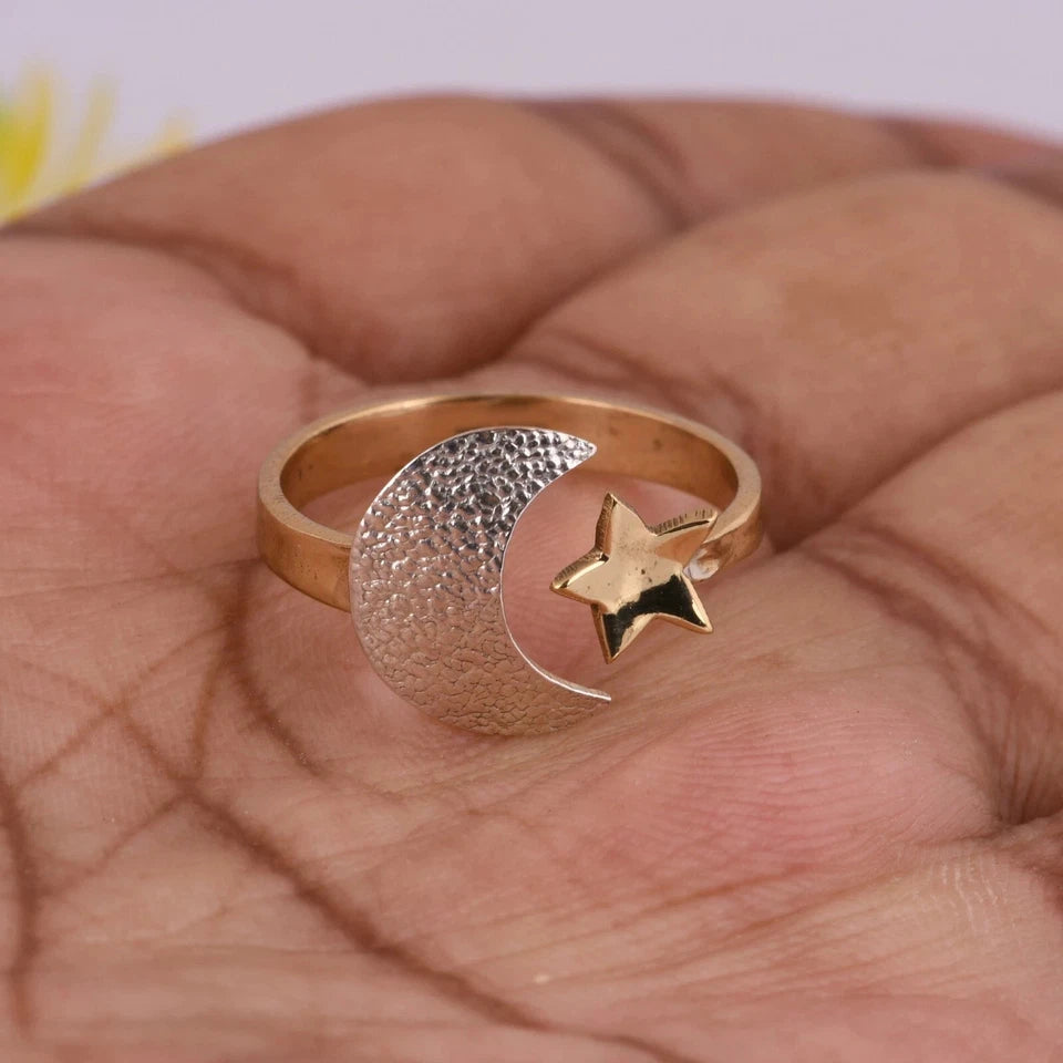 Crescent Moon and Star Design Ring 925 Sterling Silver Dainty Daily Wear Ring