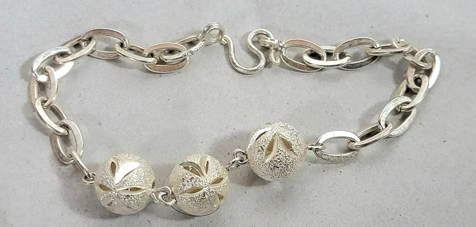 Sterling Silver Etched Star Bead Bracelet