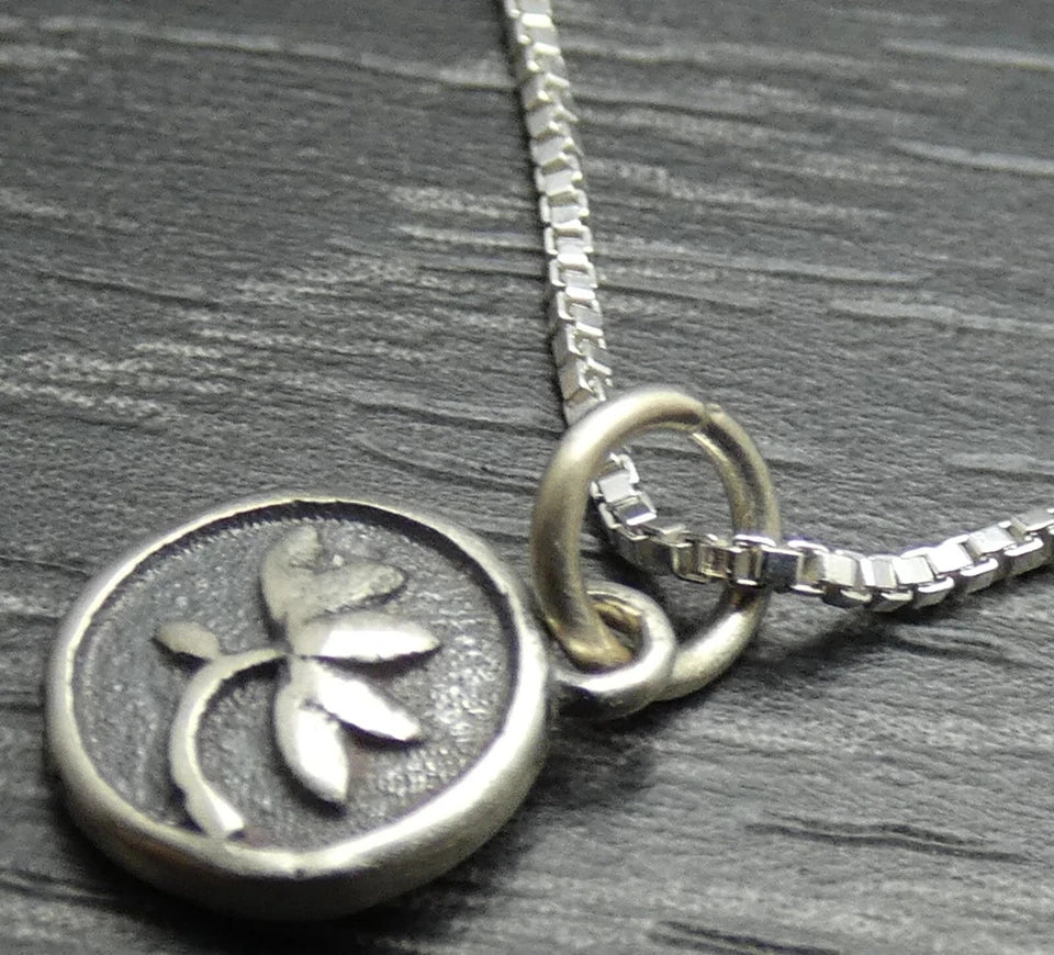 Sterling Silver 3D Wishing Star Clear Stone Charm Box Chain Necklace 20 inches