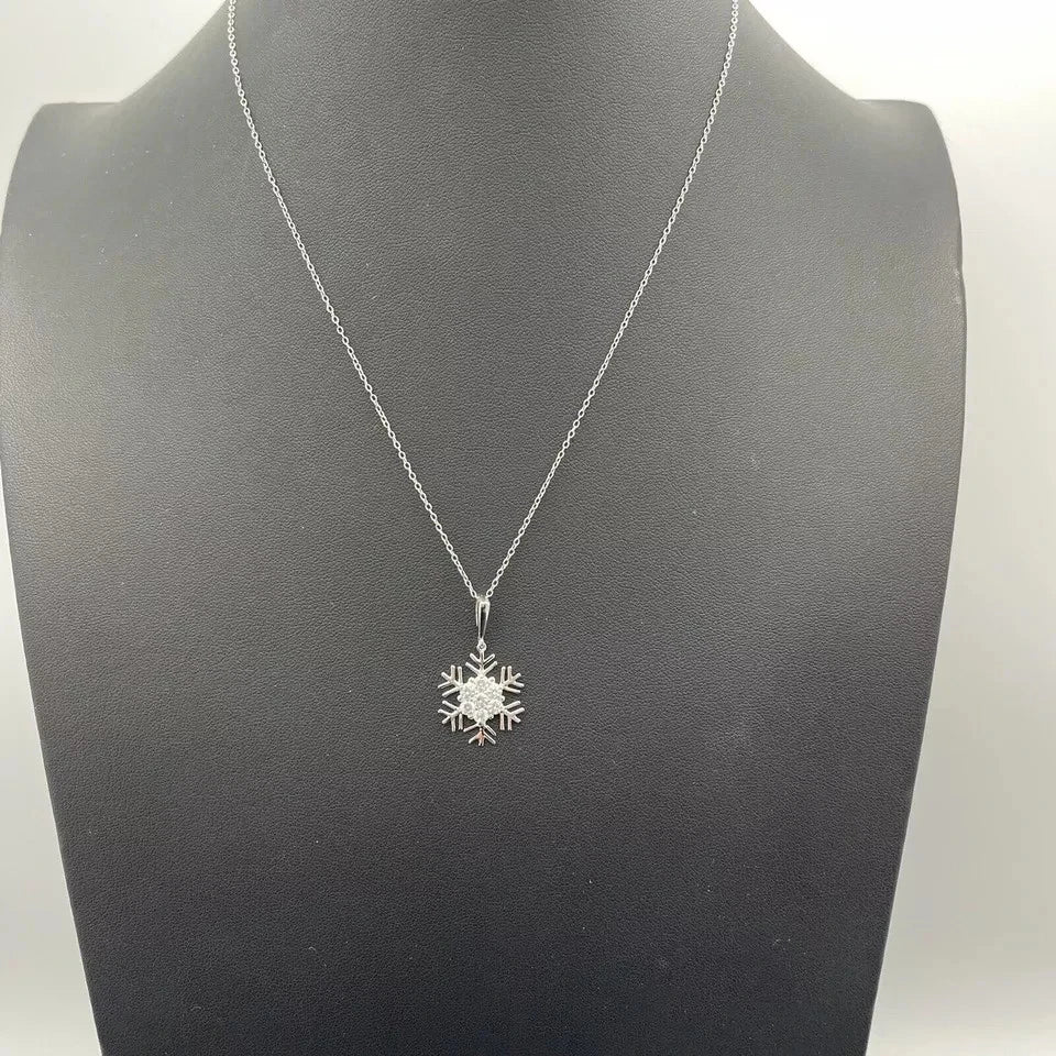 Necklace Silver Snowflake Design with Cubic Zirconia Sterling 925 18”