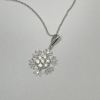 Necklace Silver Snowflake Design with Cubic Zirconia Sterling 925 18”